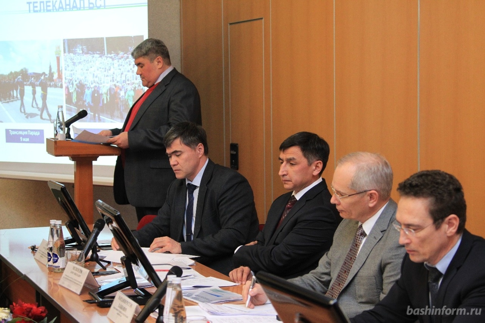 Олег Яровиков