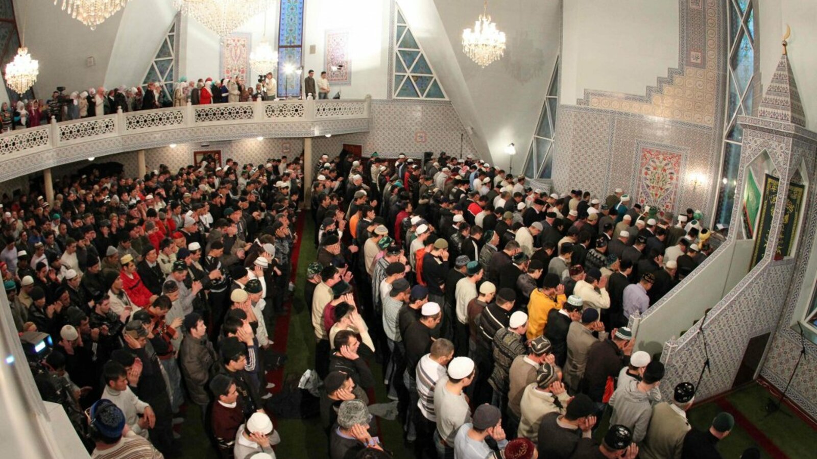 Олег Яровиков