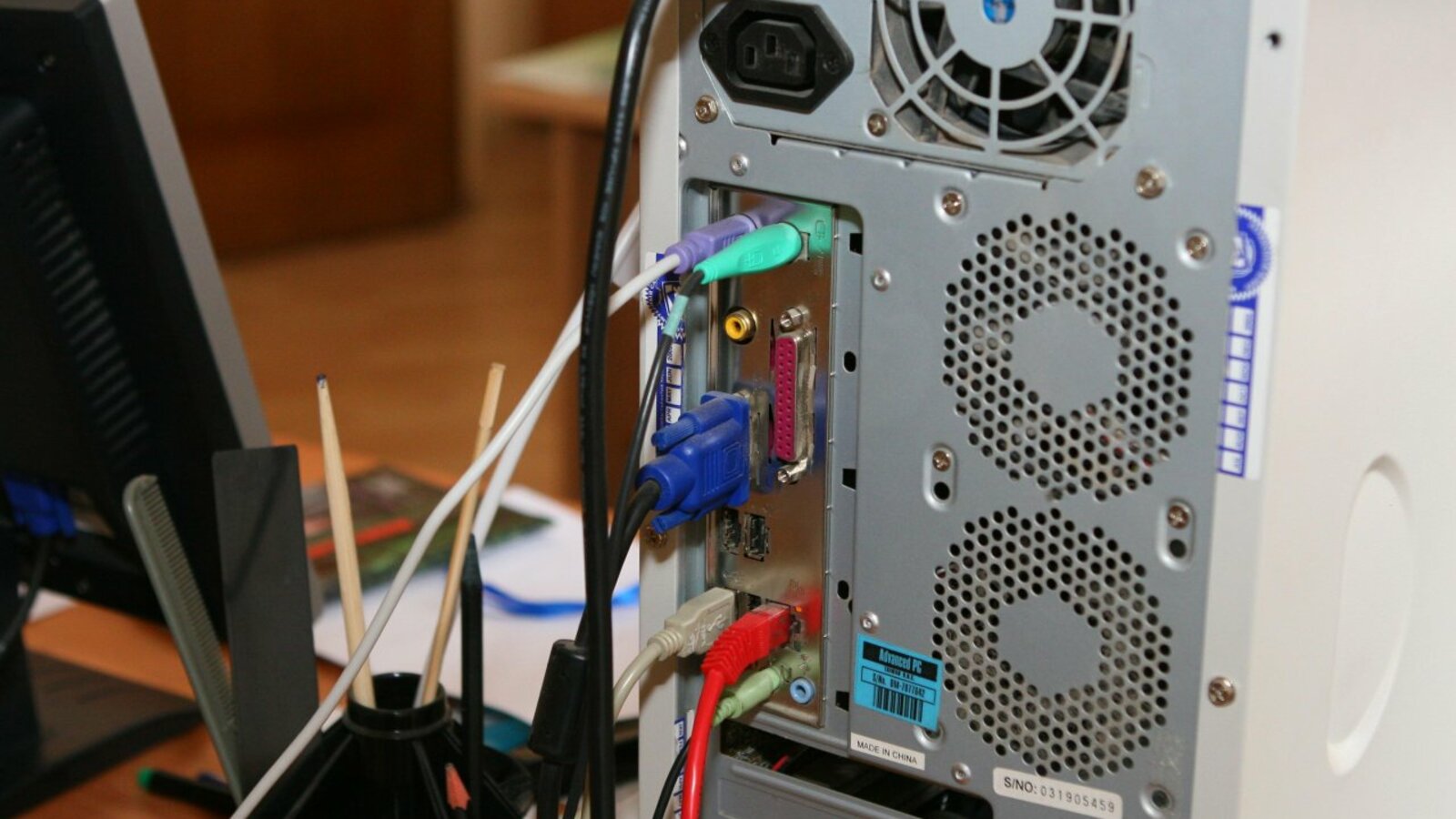 Олег Яровиков