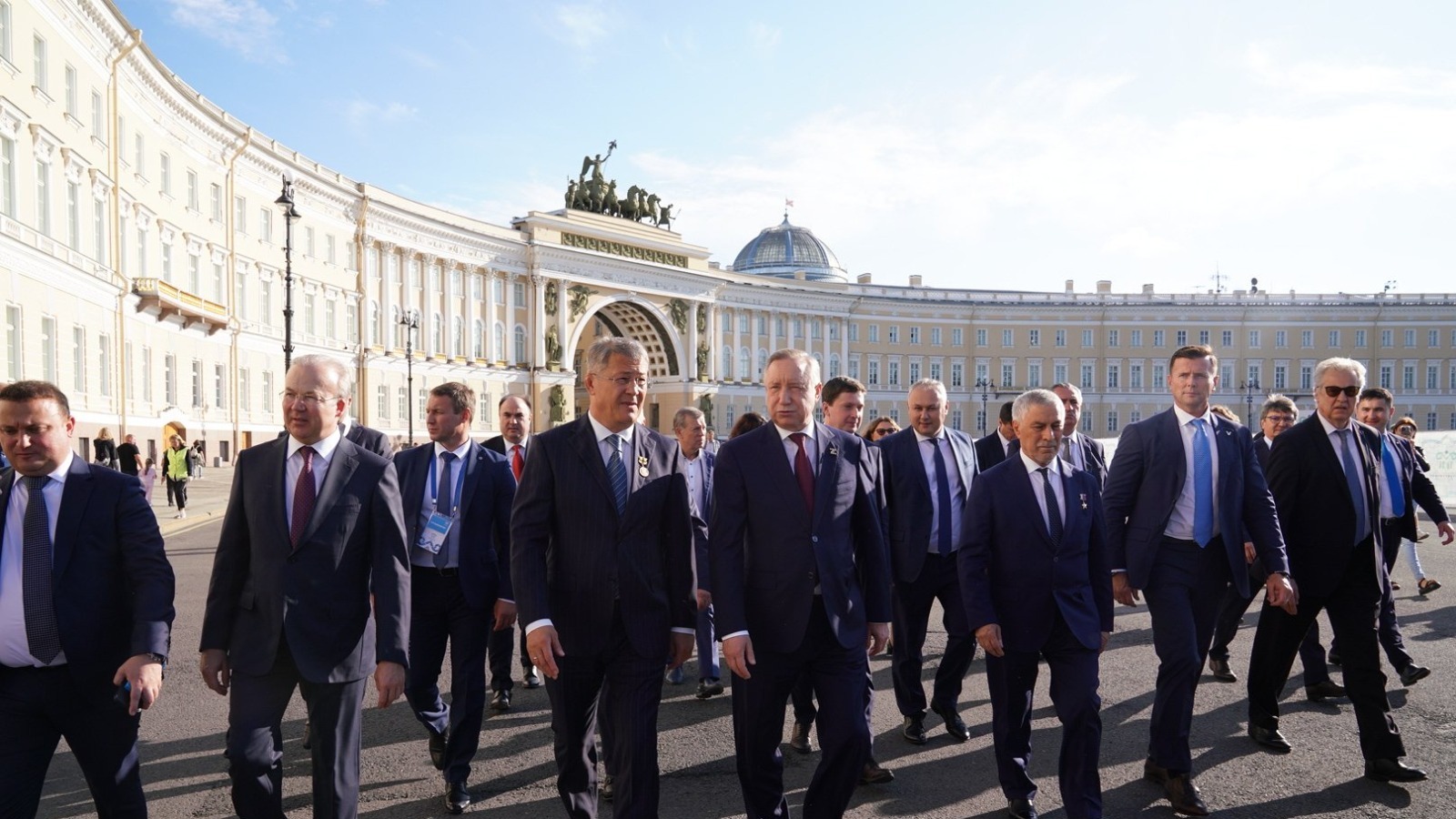 Олег Яровиков