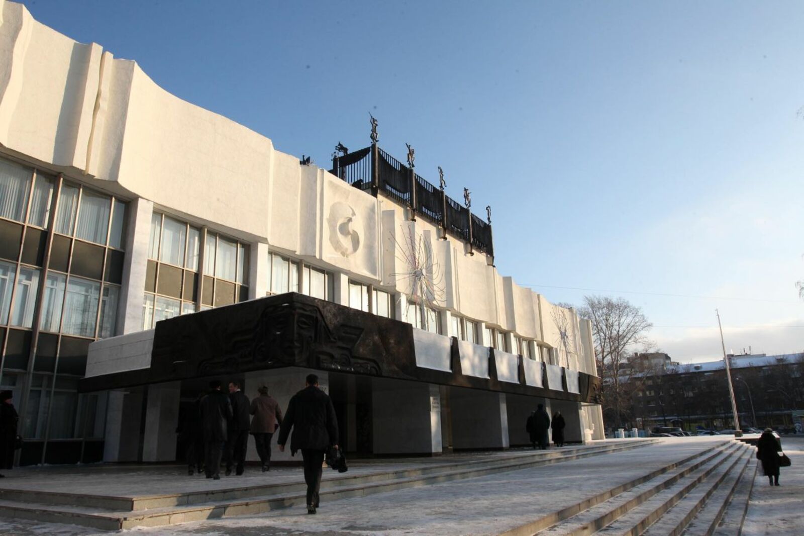 Олег Яровиков
