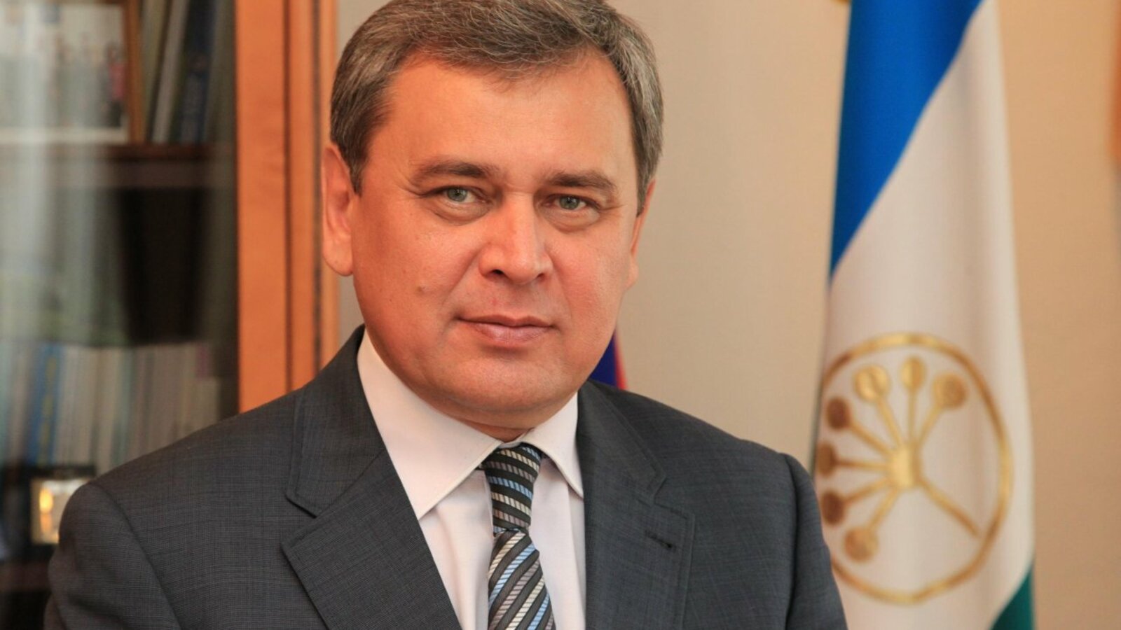 Олег Яровиков