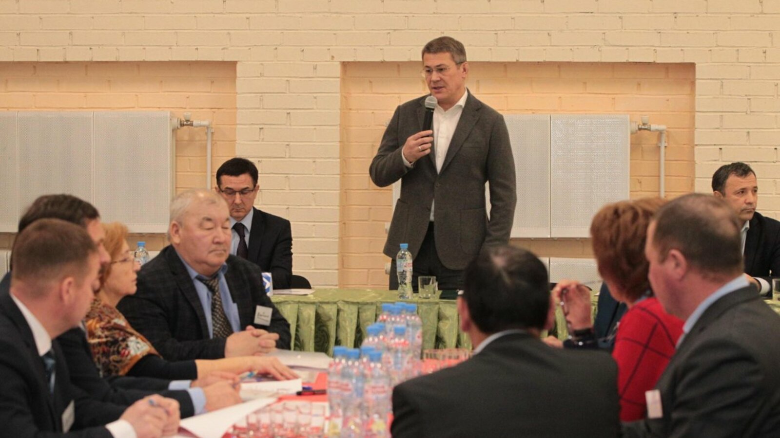 Олег Яровиков