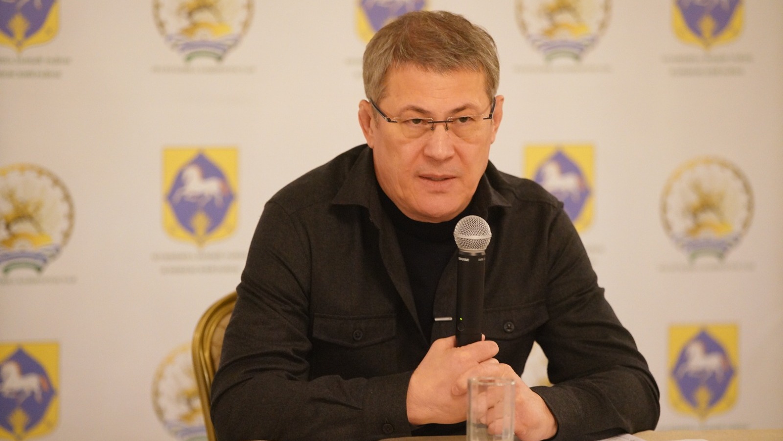 Олег Яровиков