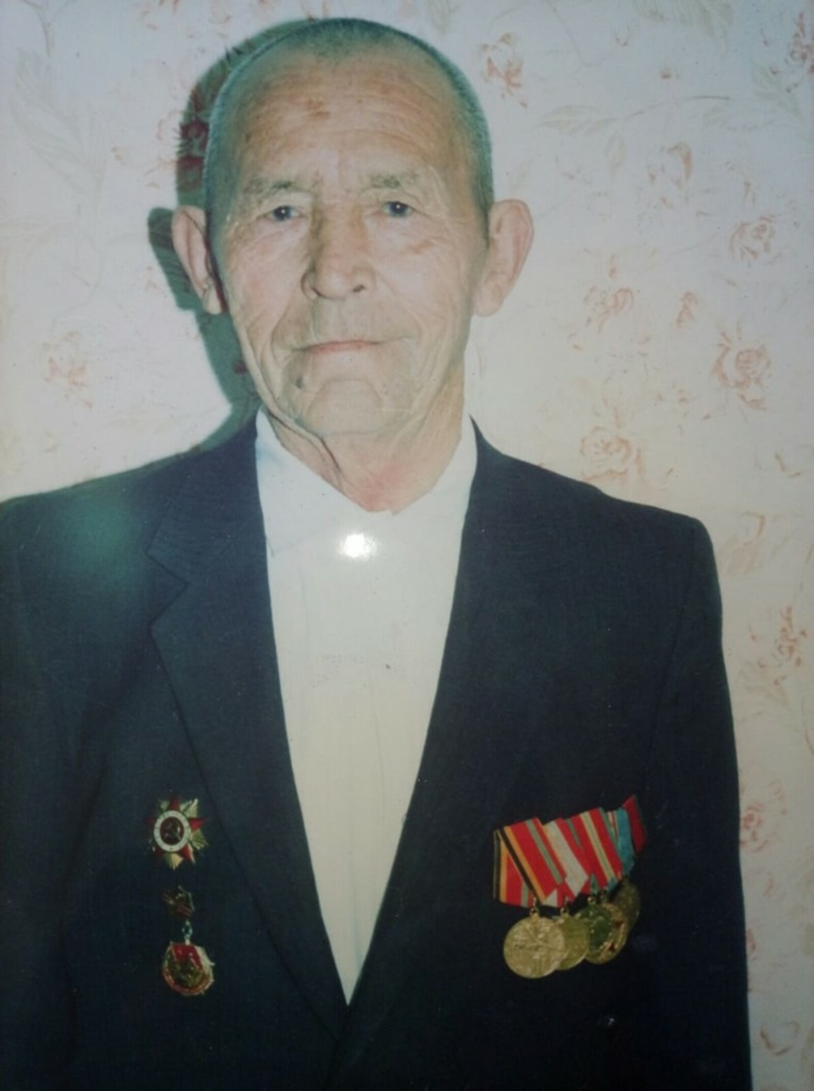 Ветеран  Великой Отечественной войны  Мукмин  Габдельманович  Латыпов.