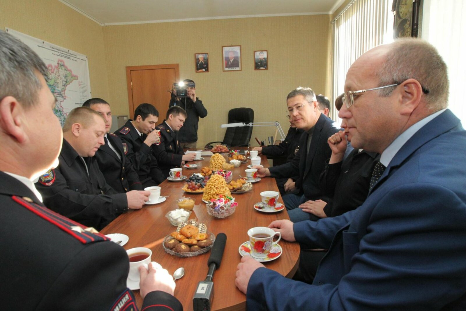 Олег Яровиков