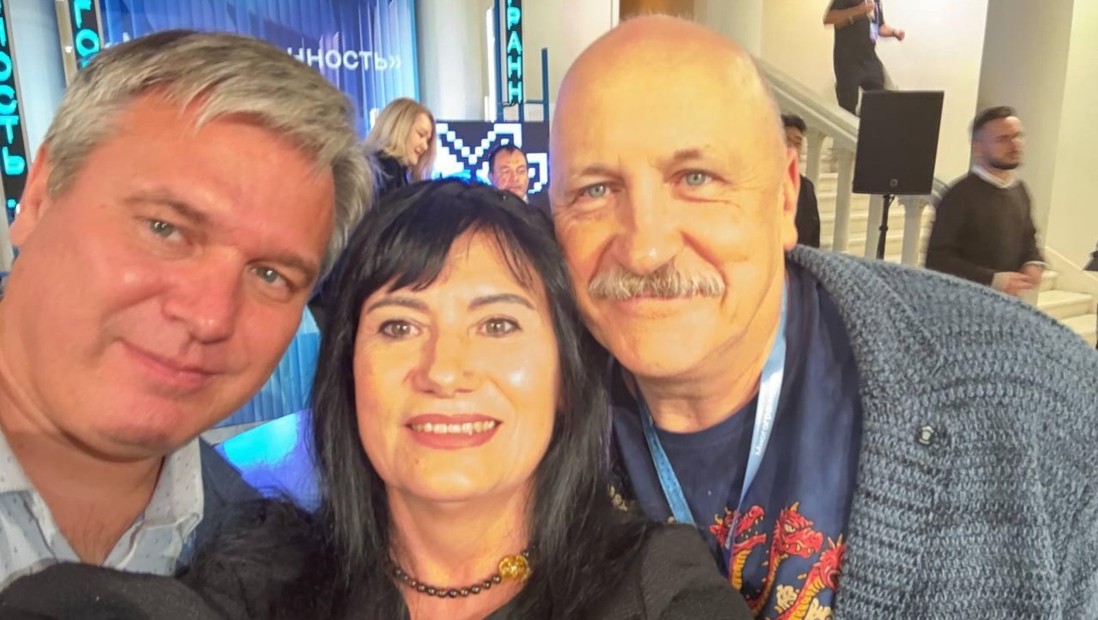 Надежда Явдолюк Надежда Явдолюк На фото директор Фестиваля геобрендов «Земля открытий» Надежда Явдолюк, директор форума выставки «Уникальная страна» Валерий Богомолов и эксперт экосистемы внутреннего туризма «Россия вдохновляет на путешествия» Игорь Лютенко