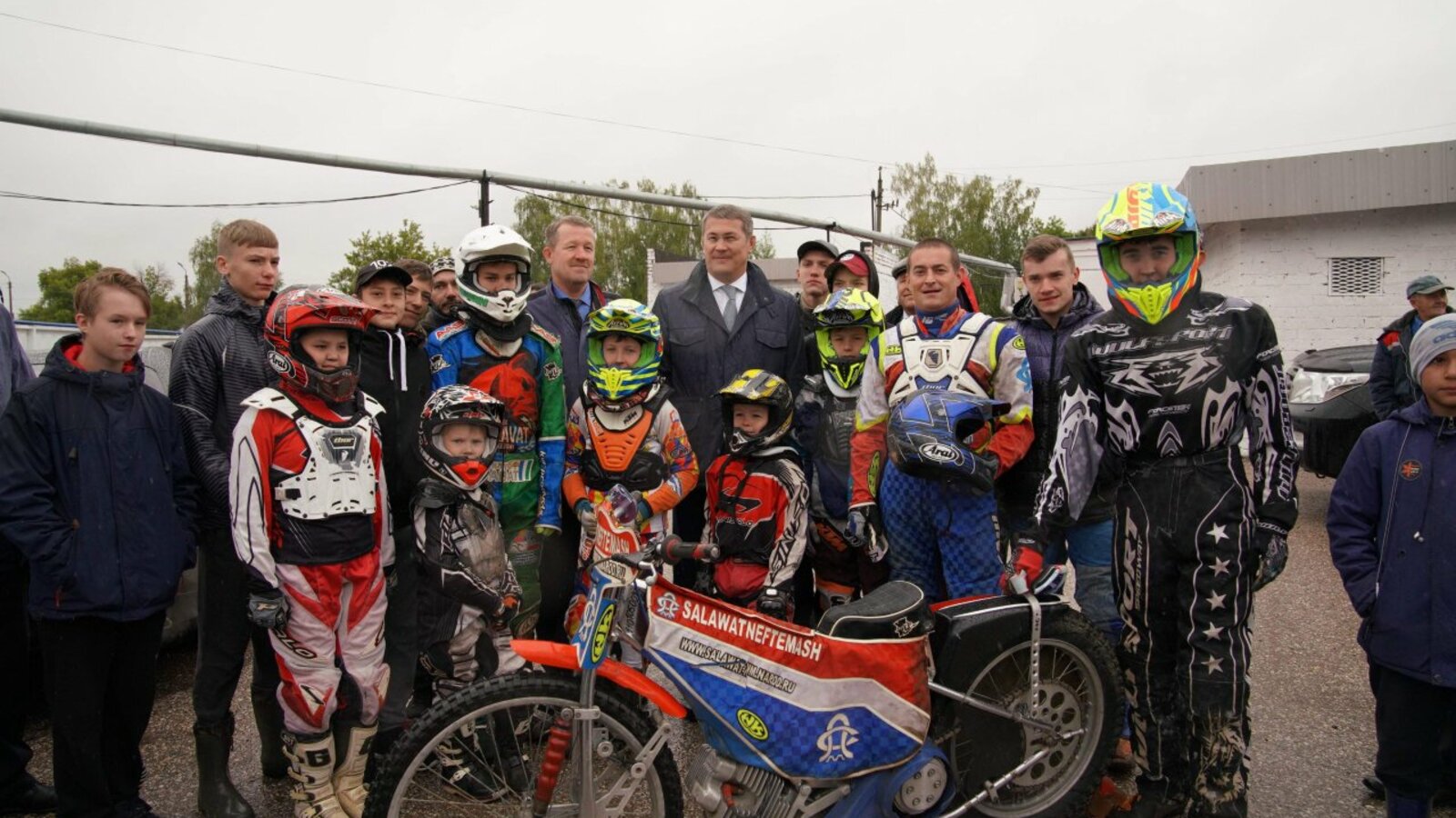 Олег Яровиков