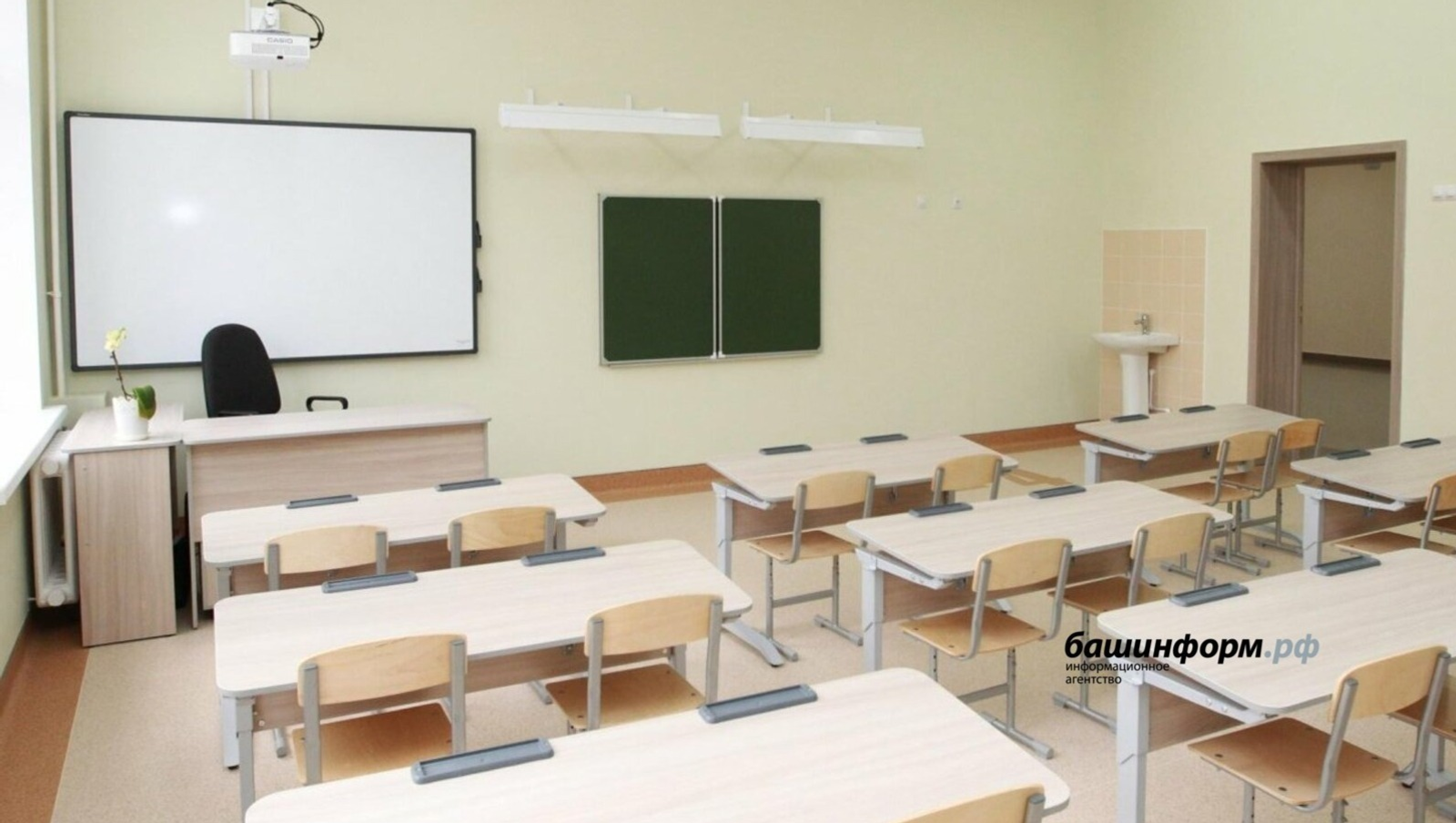 Олег Яровиков