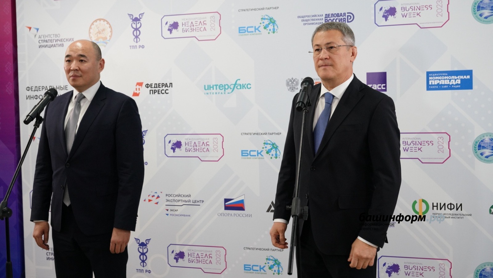 Олег Яровиков
