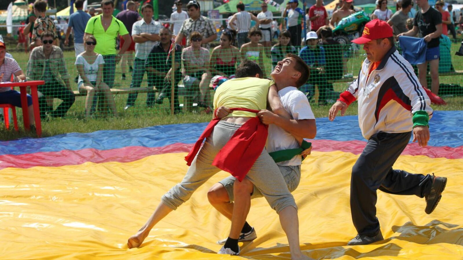 Олег Яровиков