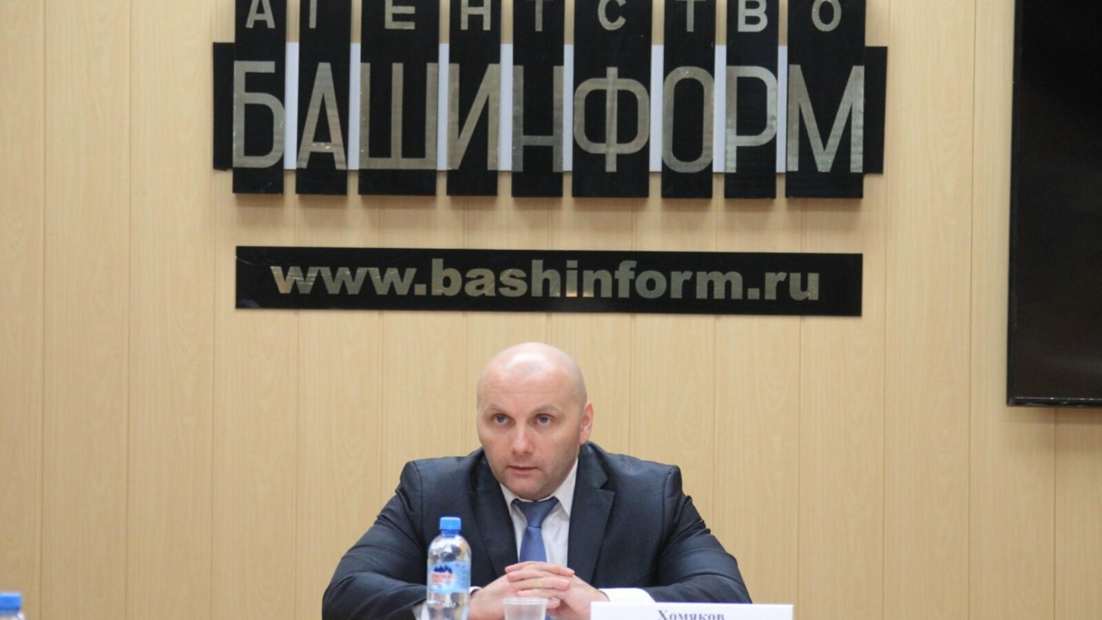 Олег Яровиков