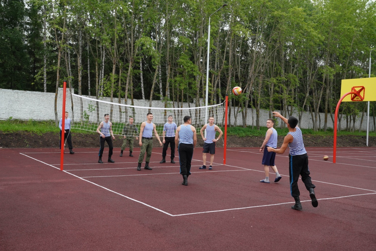 Олег Яровиков