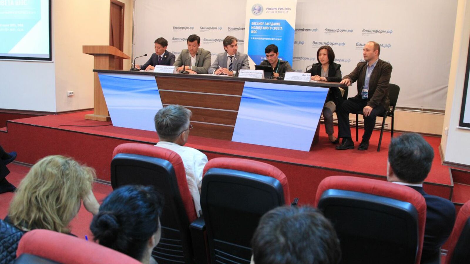 Олег Яровиков