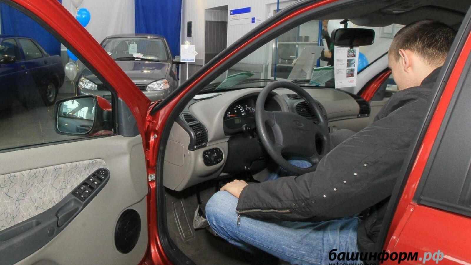 Андрей Старостин