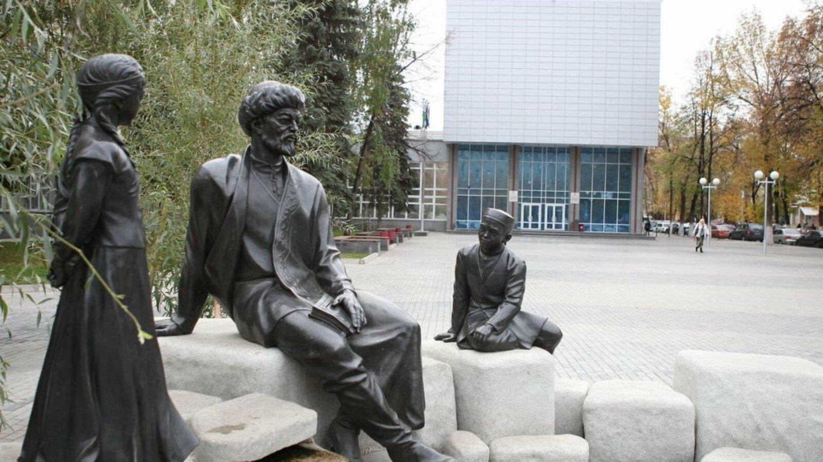 Олег Яровиков