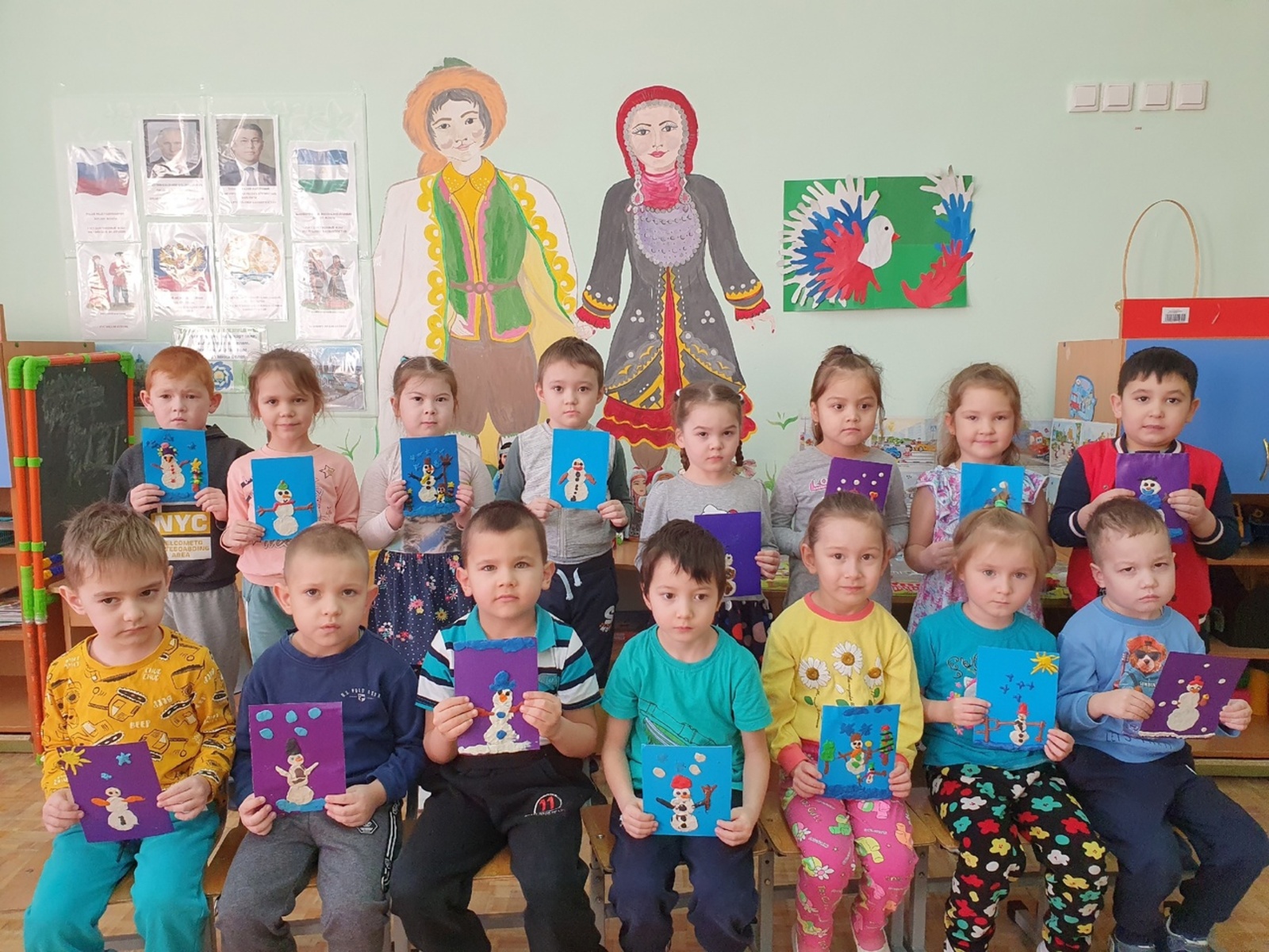 В детском саду «Василек»праздновали День снеговика