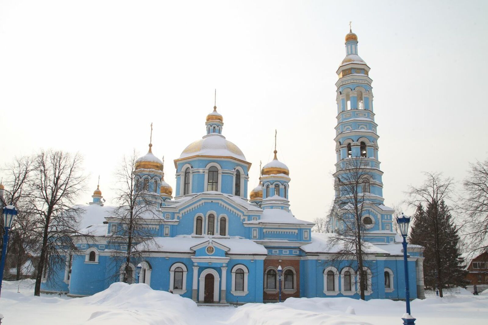 Олег Яровиков