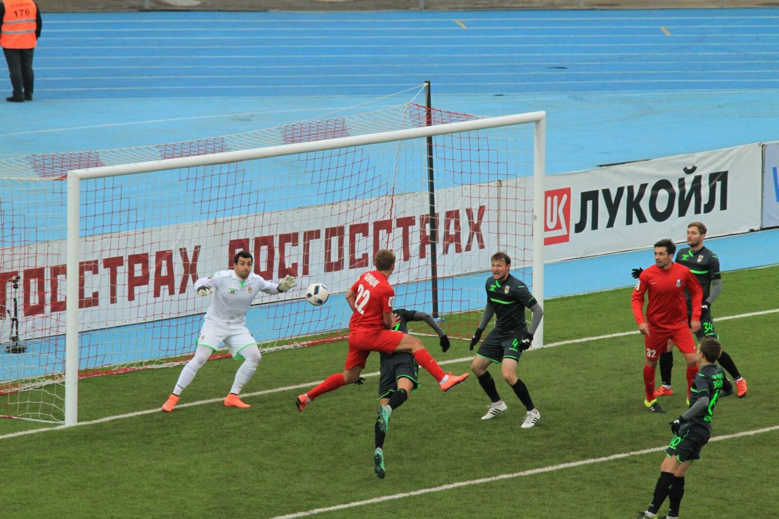 Олег Яровиков