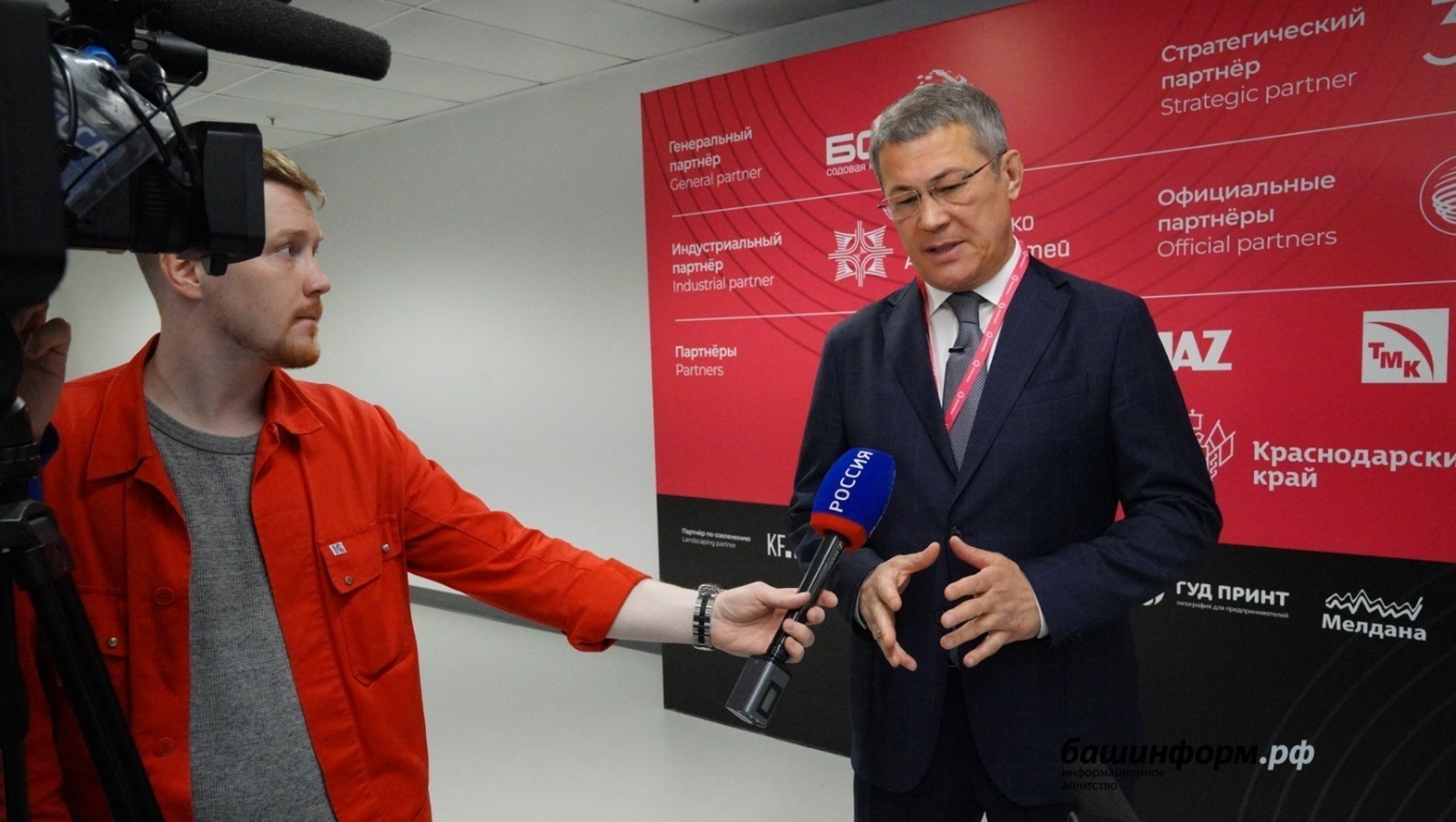 Олег Яровиков