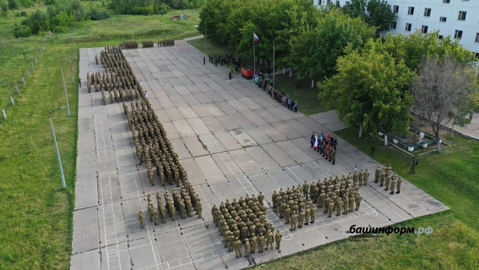 Олег Яровиков