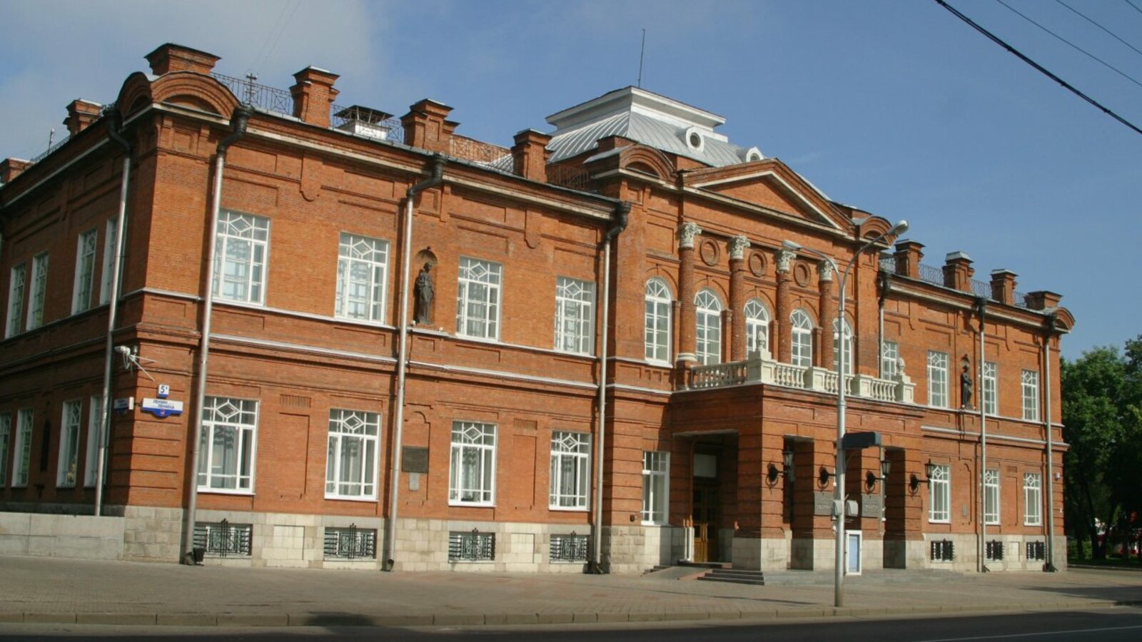 Валерий Шахов