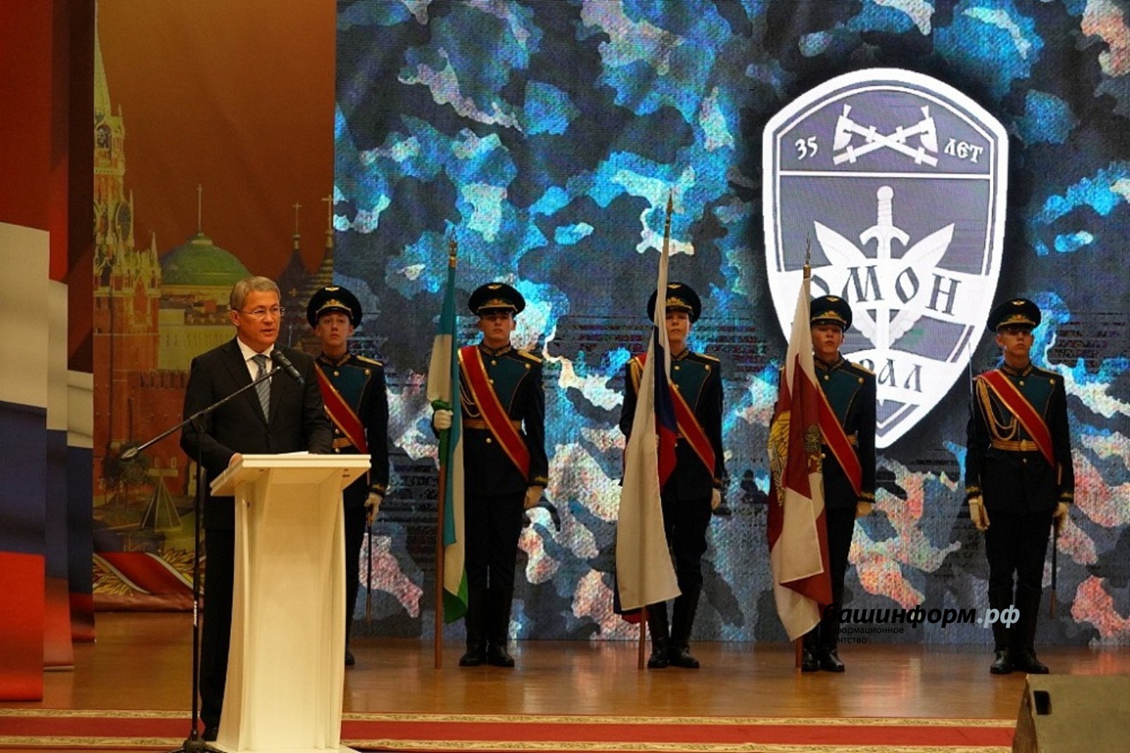 Олег Яровиков
