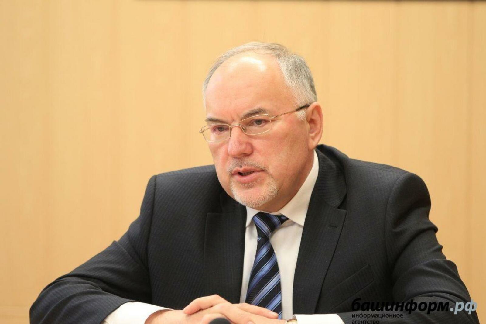 Олег Яровиков