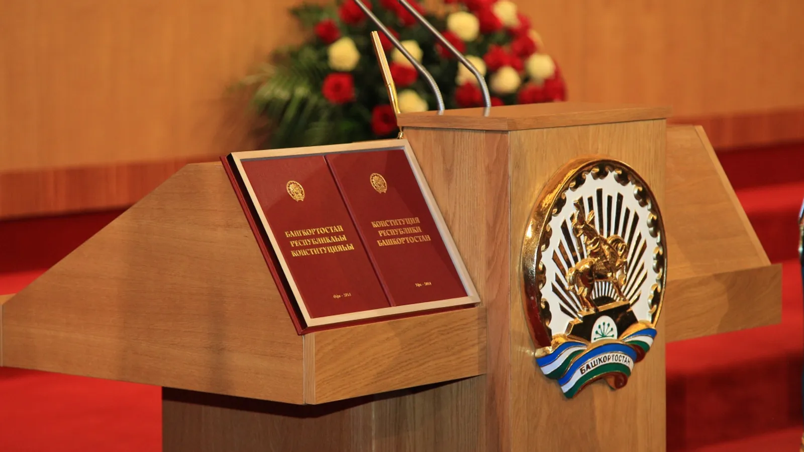 Олег Яровиков