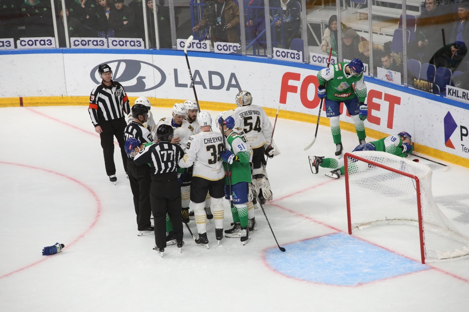 Валерий Шахов