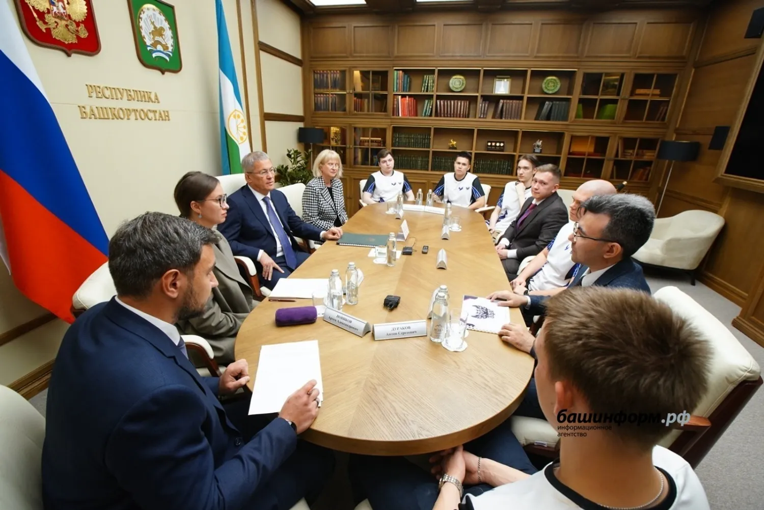 Олег Яровиков