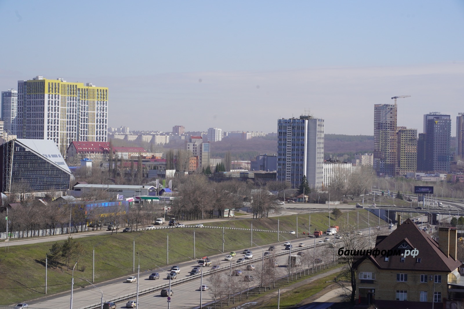 Олег  Яровиков