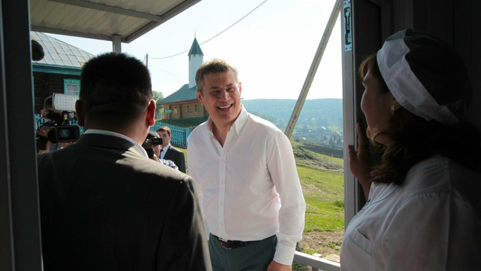 Олег Яровиков