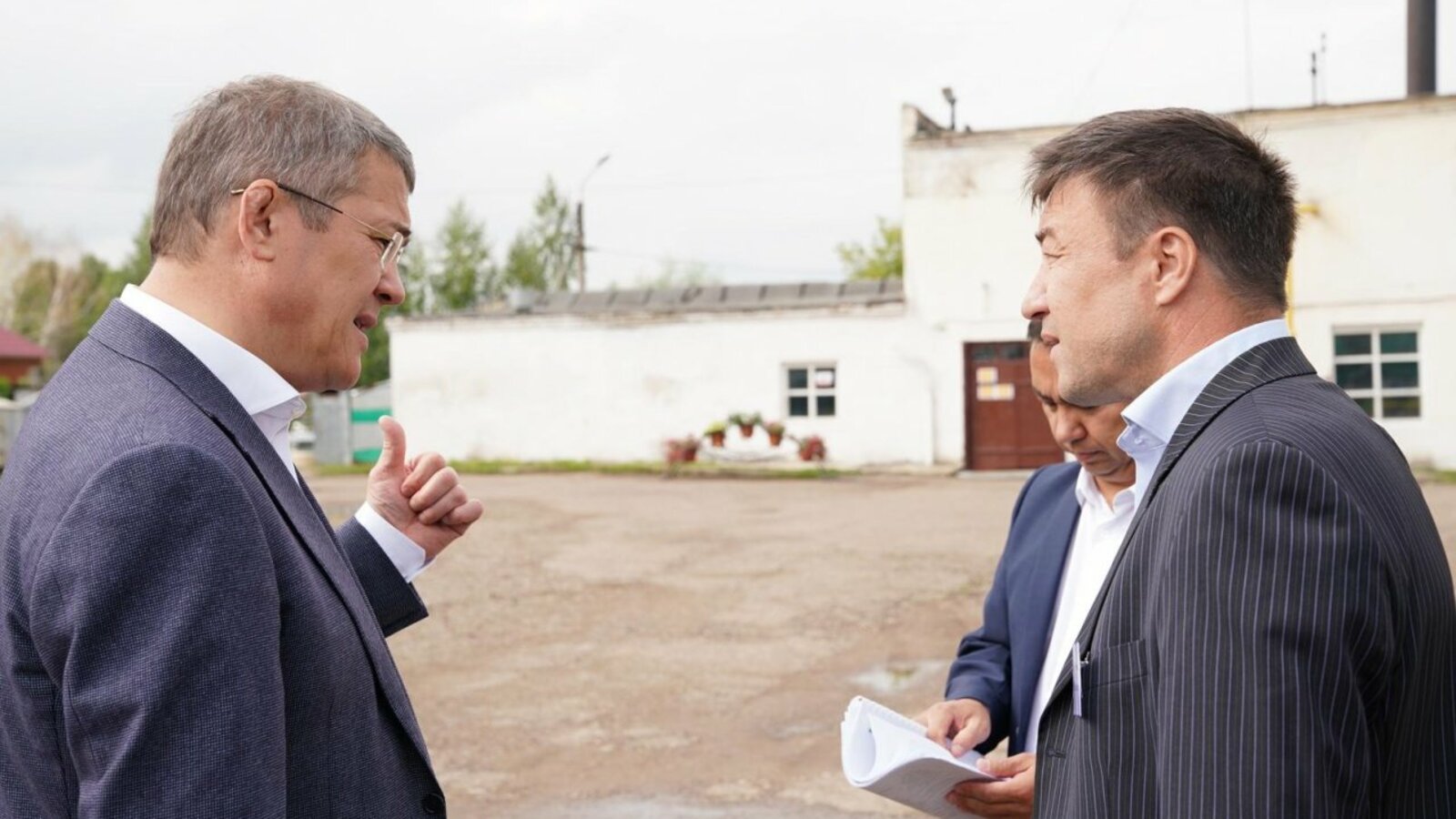 Олег Яровиков