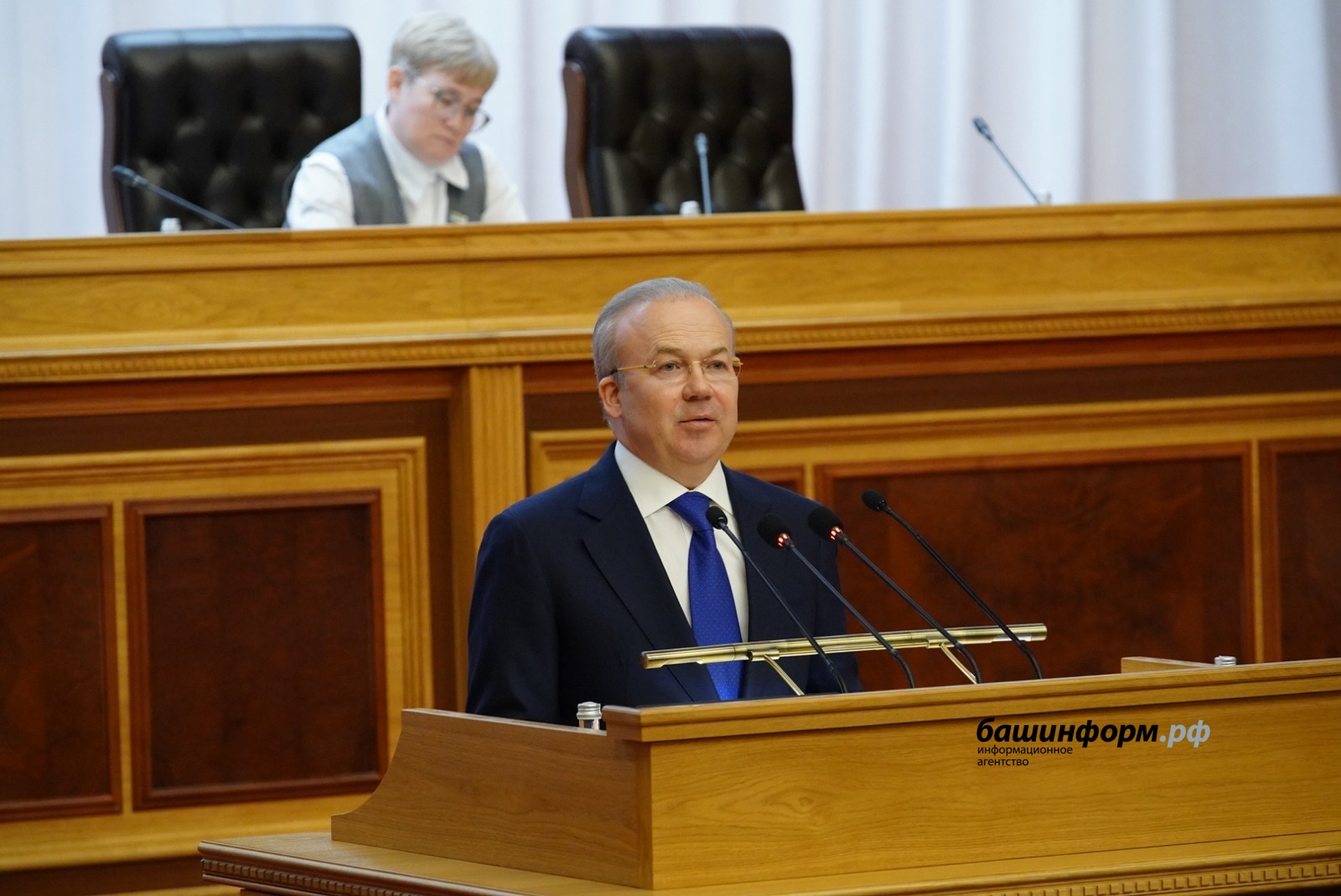 Олег Яровиков