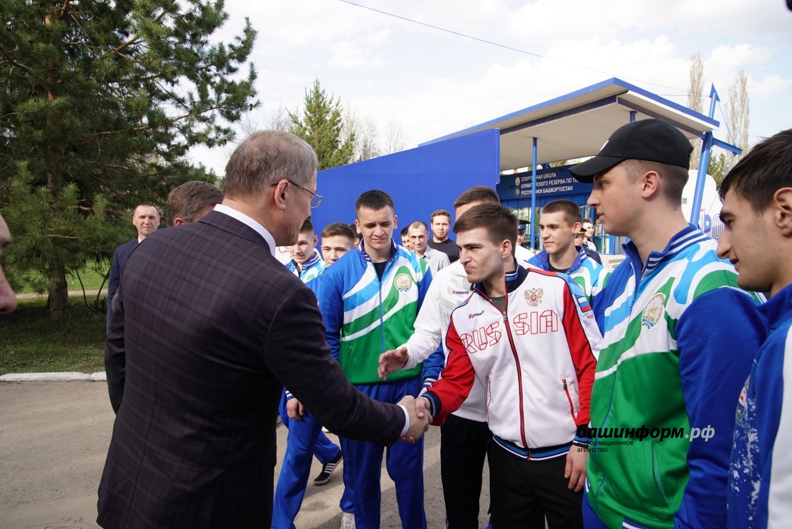 Олег Яровиков
