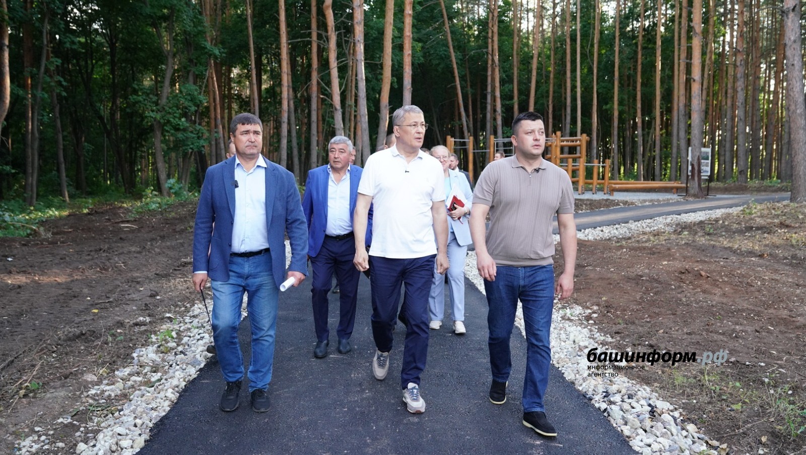 Олег Яровиков