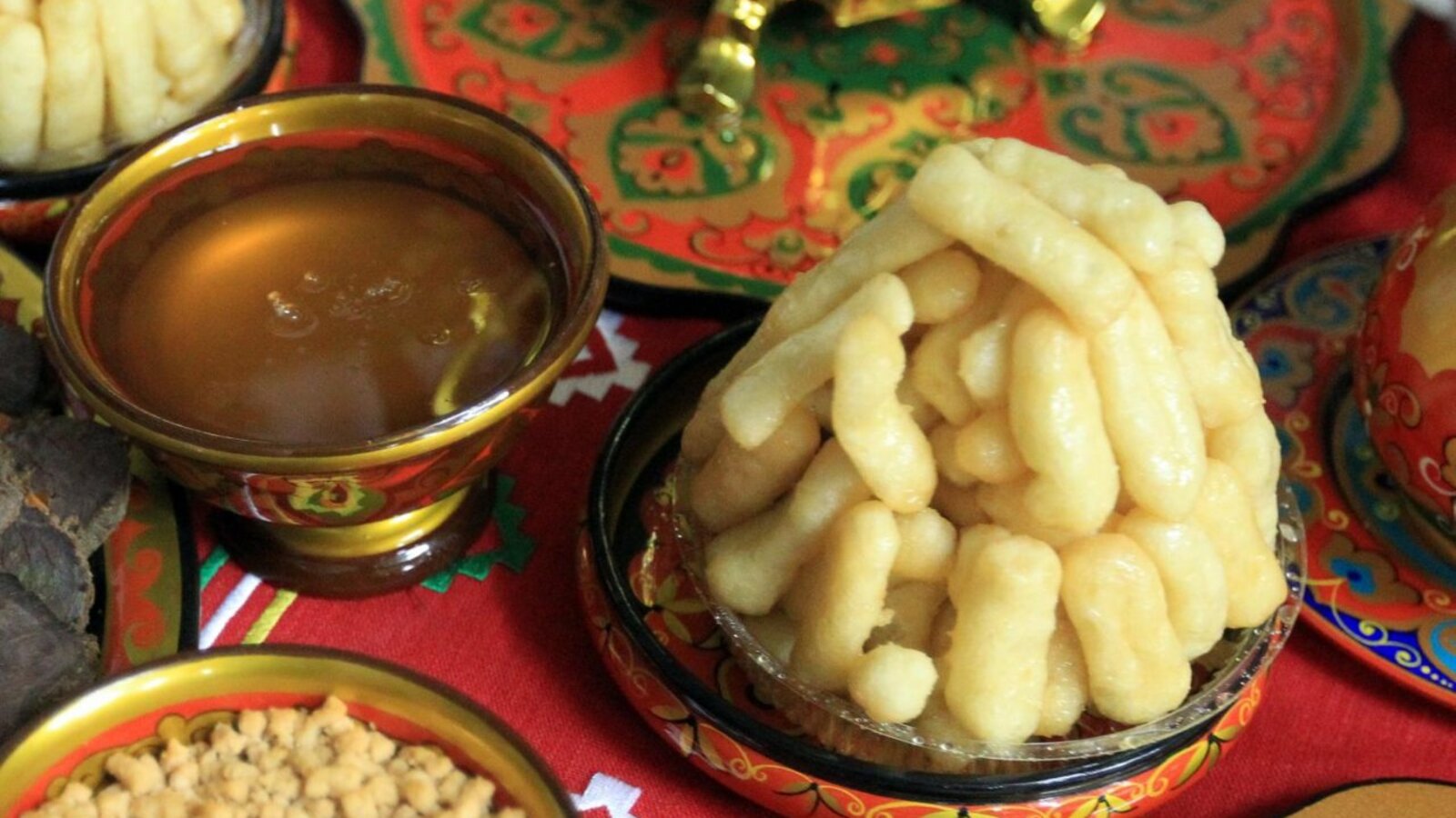 Олег Яровиков