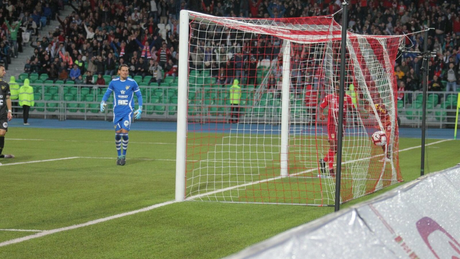 Олег Яровиков