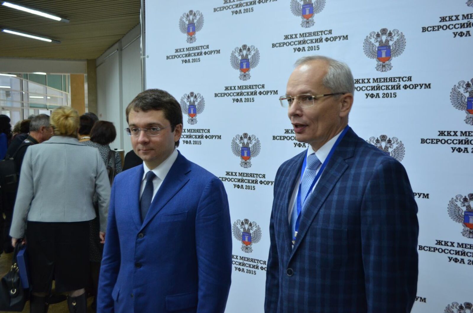 автора