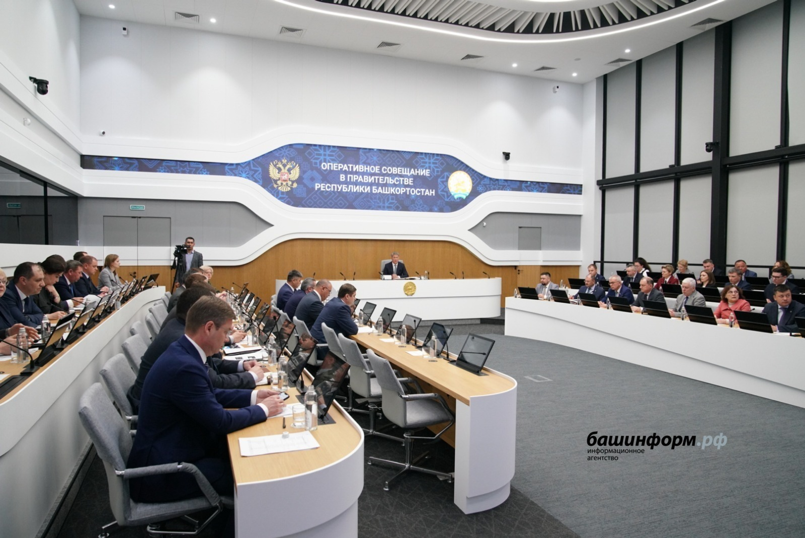 Олег Яровиков