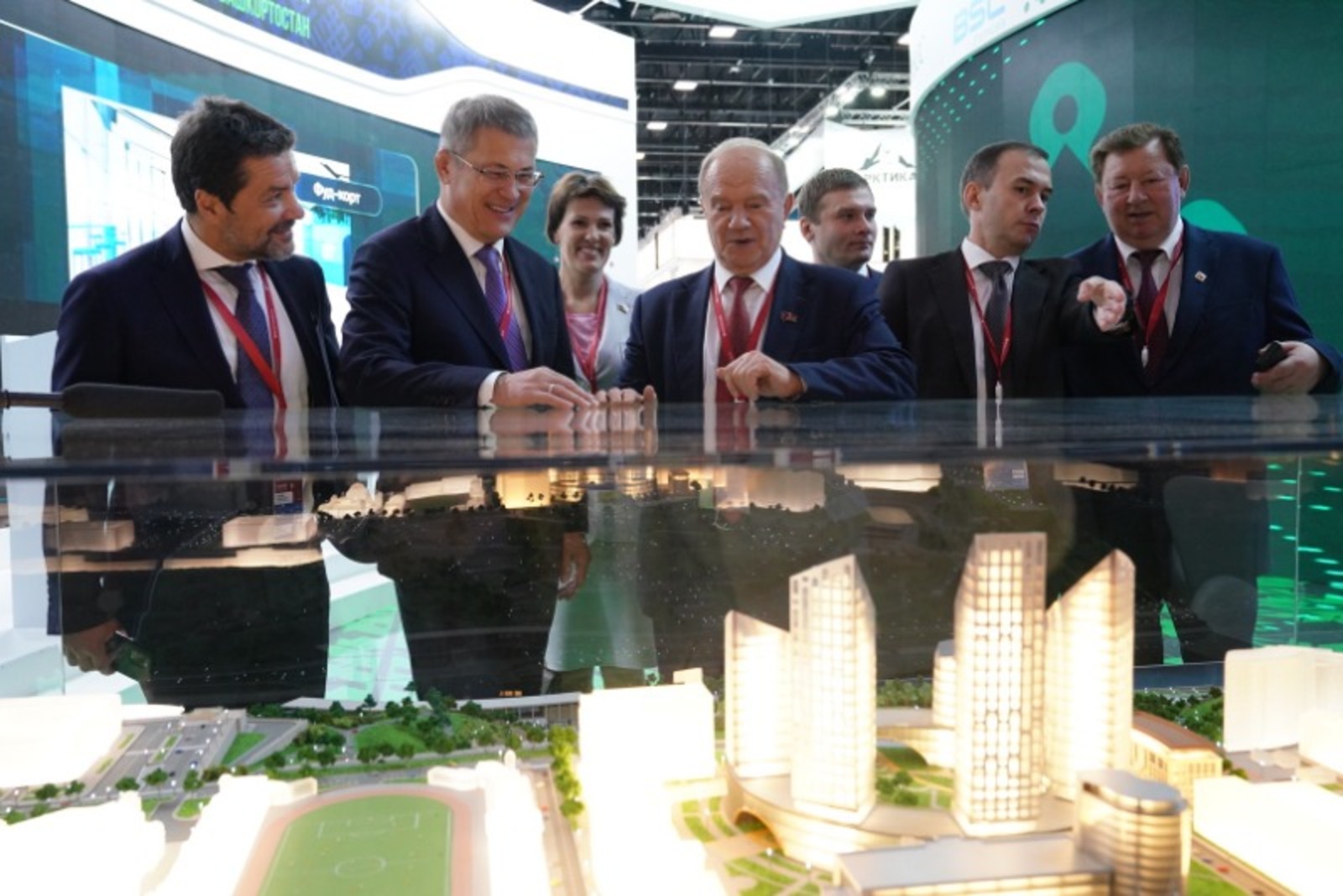 Олег Яровиков