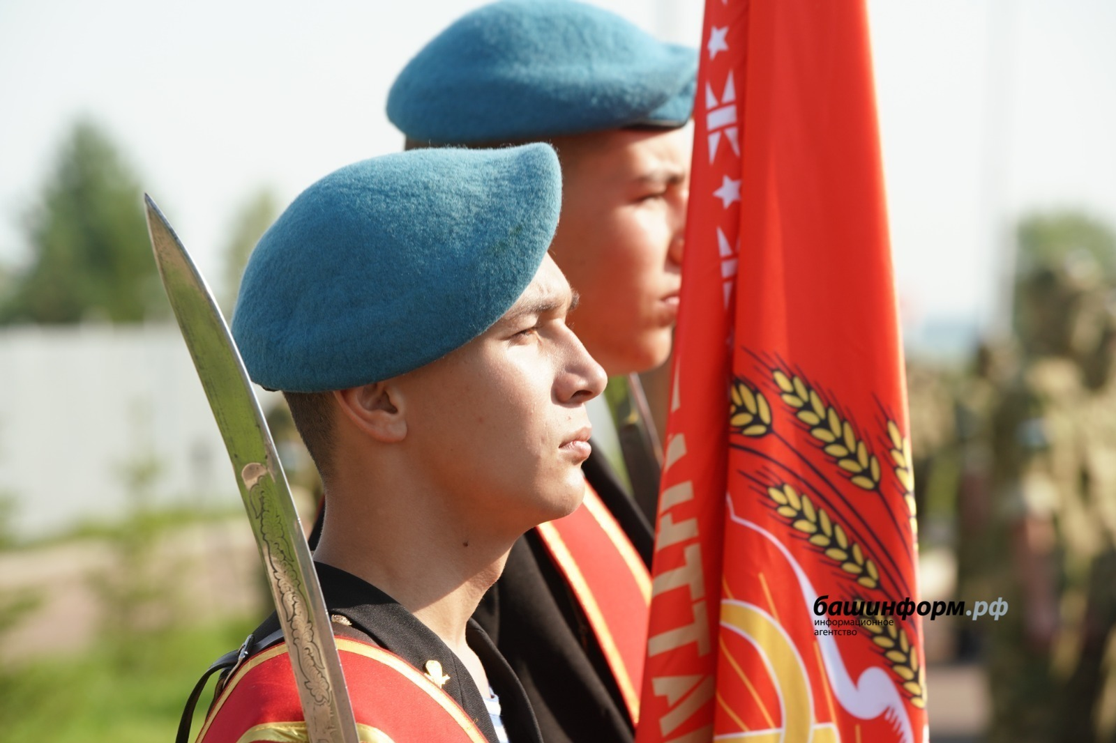 Олег Яровиков