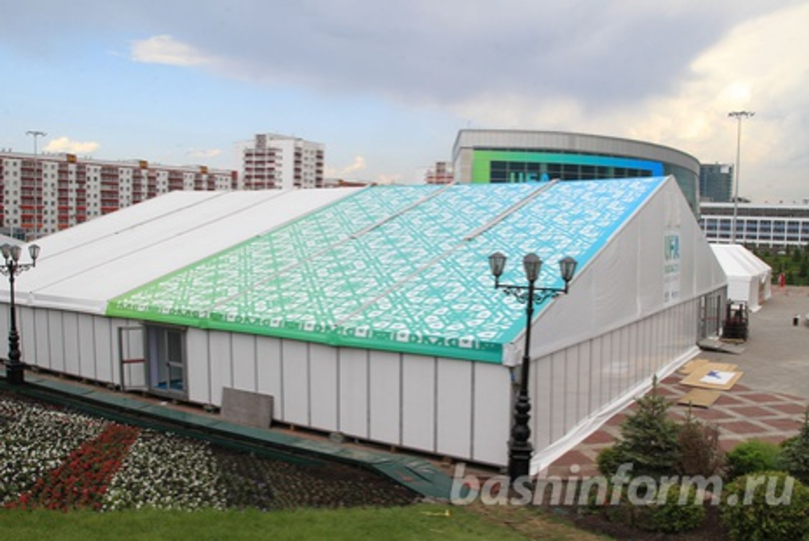 Олег Яровиков