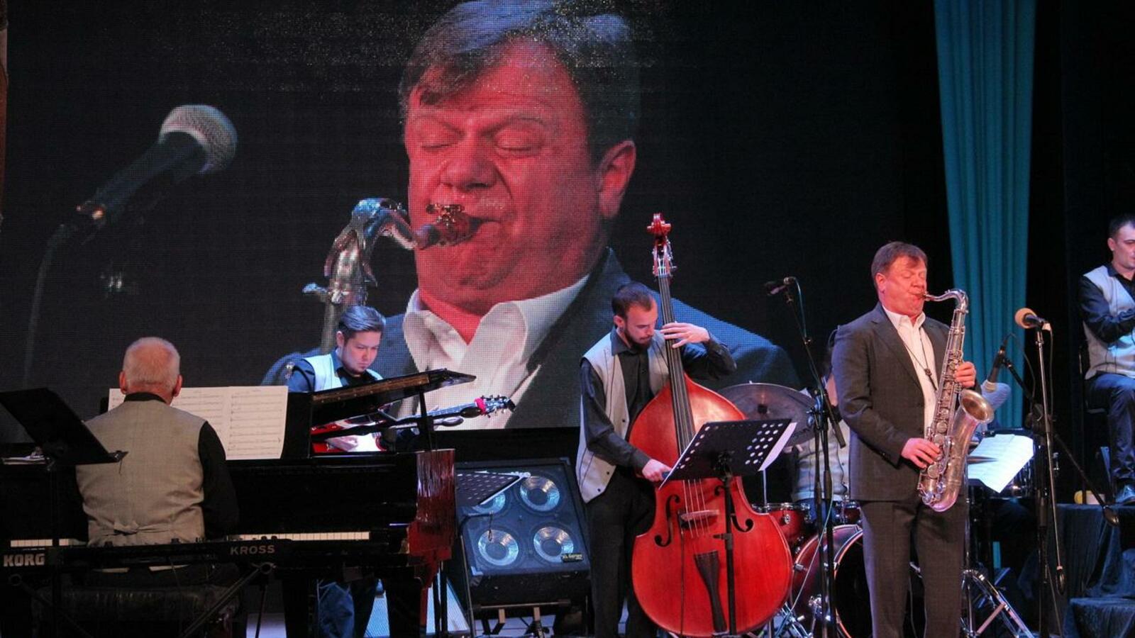 Олег Яровиков