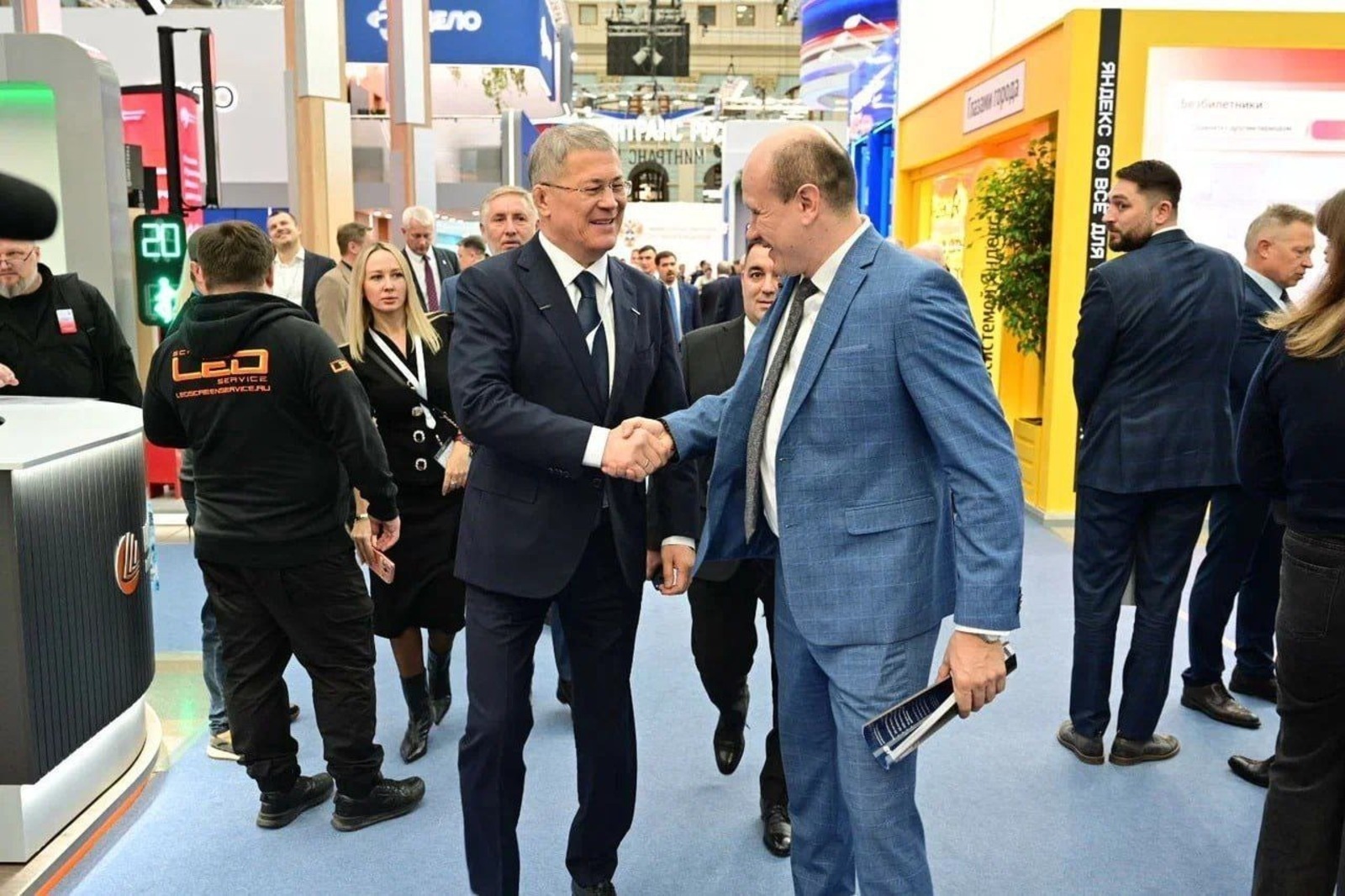 архив  Евгений Минченко