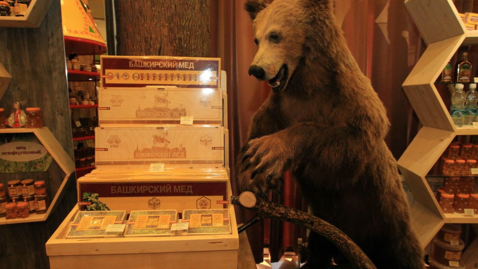 Олег Яровиков