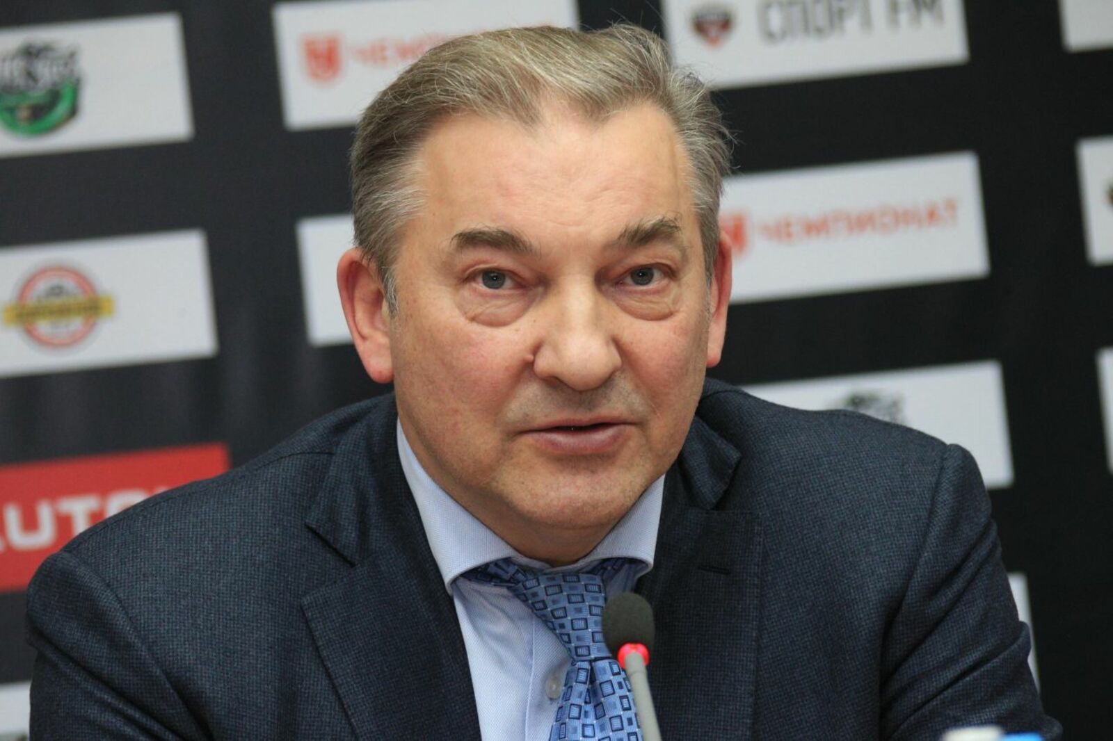 Олег Яровиков