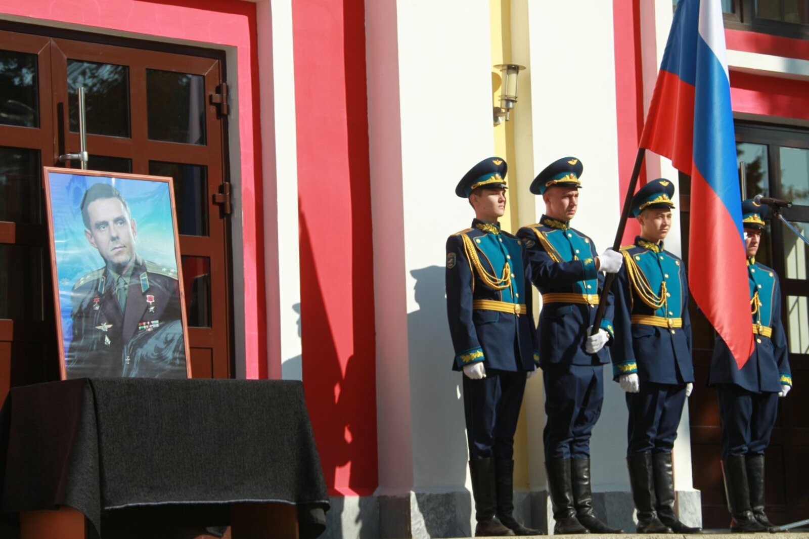Олег Яровиков