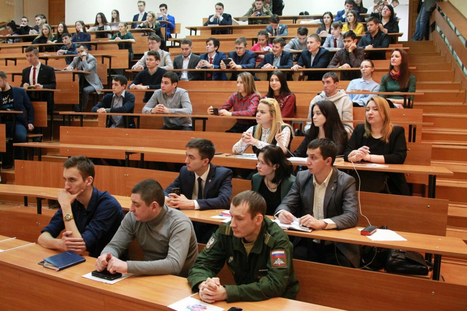 Олег Яровиков
